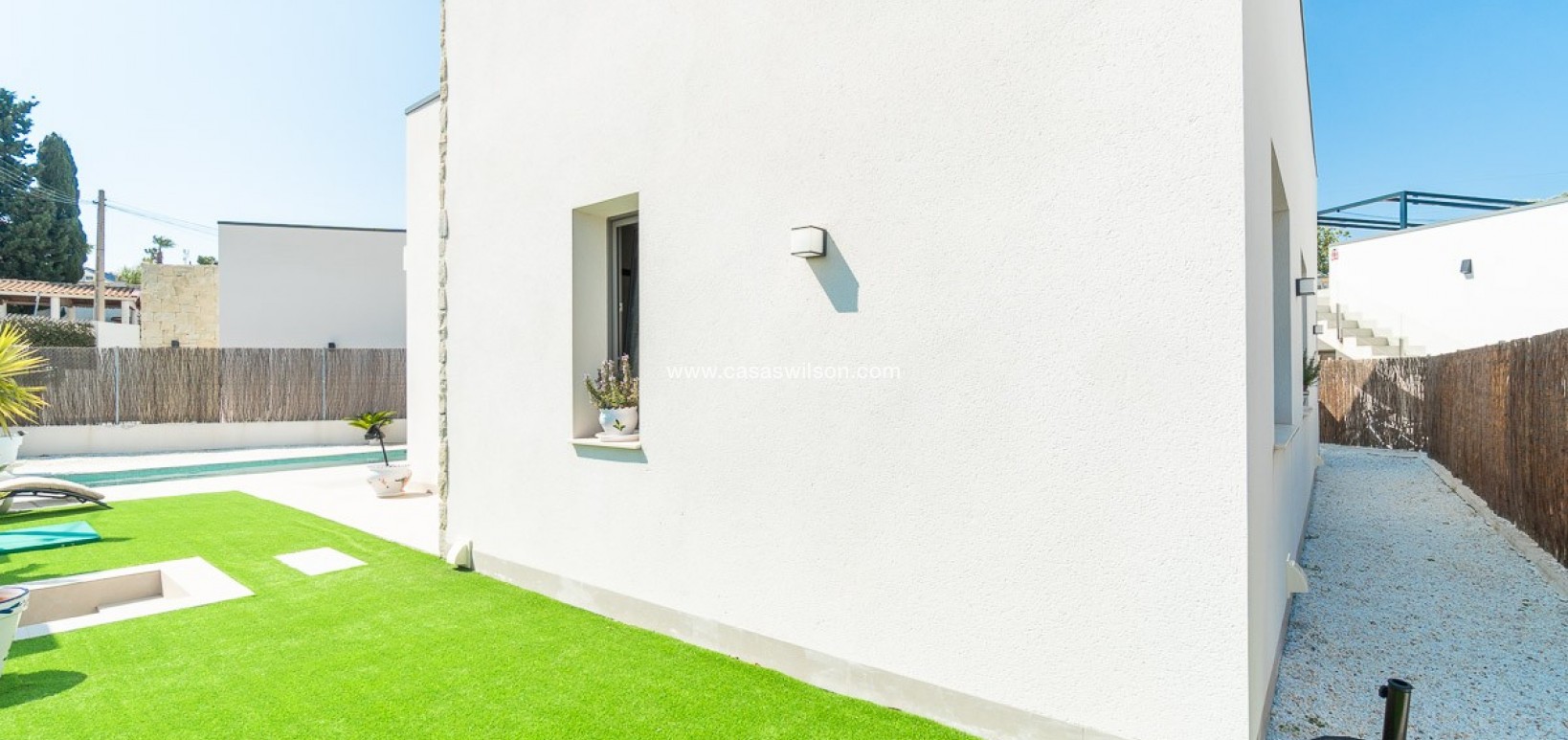 Venta - Chalet - Orihuela Costa - Villamartin Golf