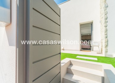 Venta - Chalet - Orihuela Costa - Villamartin Golf