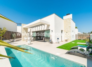 Venta - Chalet - Orihuela Costa - Villamartin Golf