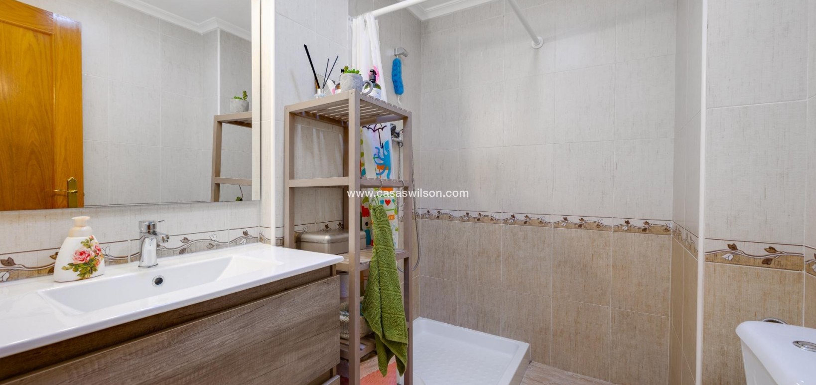 Sale - Appartement - Torrevieja - Centro