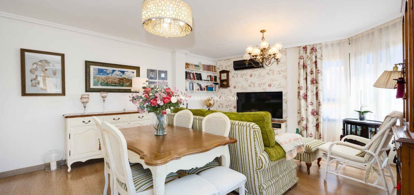 Sale - Apartment - Torrevieja - Centro