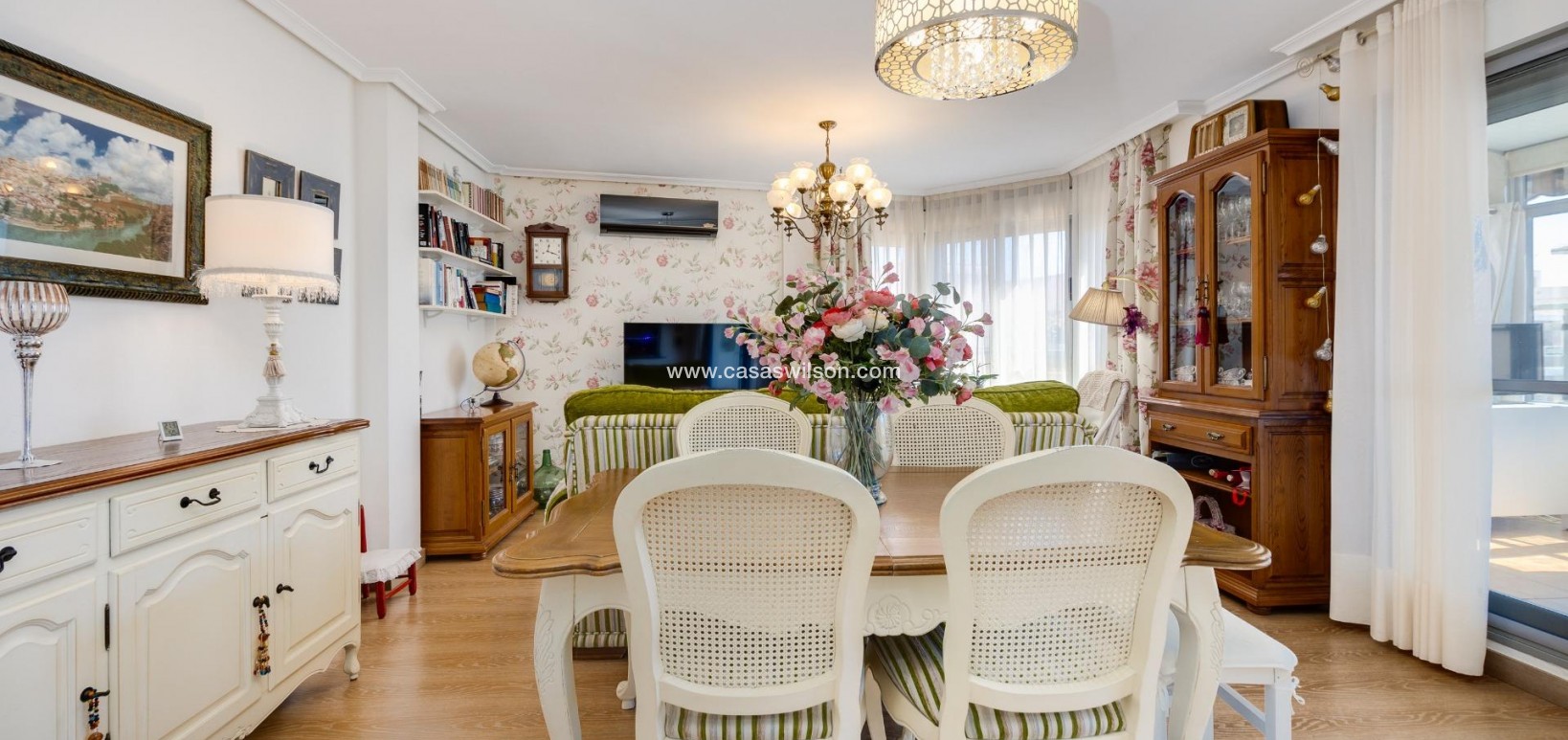 Sale - Apartment - Torrevieja - Centro