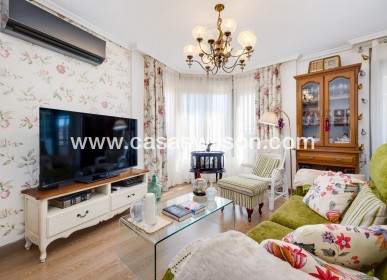 Sale - Apartment - Torrevieja - Centro