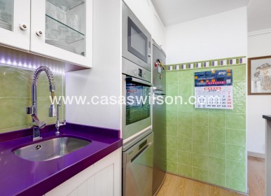 Sale - Apartment - Torrevieja - Centro