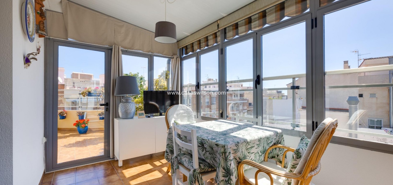 Sale - Apartment - Torrevieja - Centro