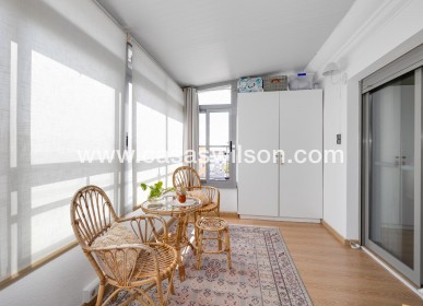 Sale - Apartment - Torrevieja - Centro