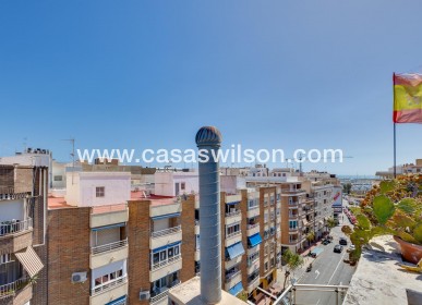 Sale - Apartment - Torrevieja - Centro