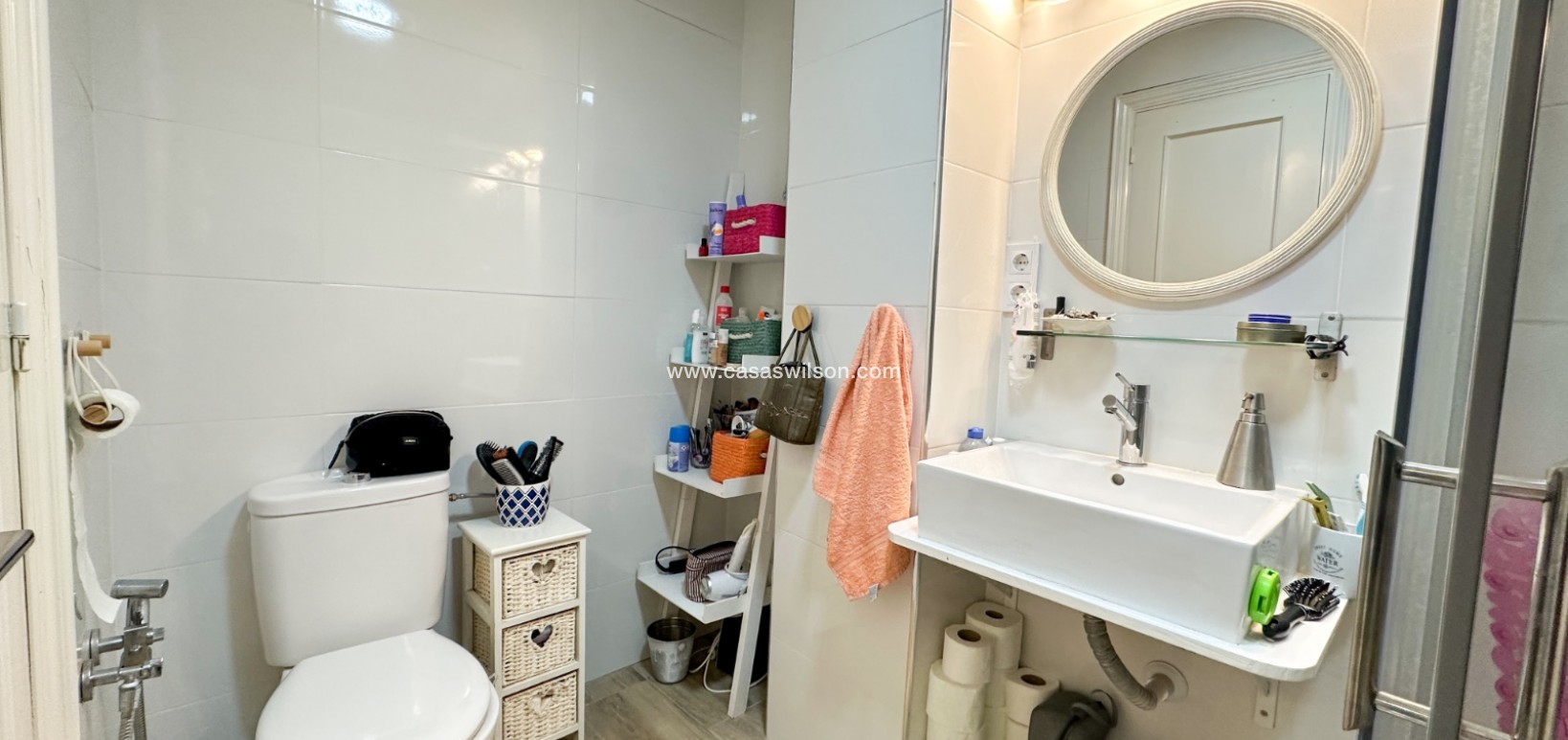 Sale - Apartment - Torrevieja - Costa Blanca