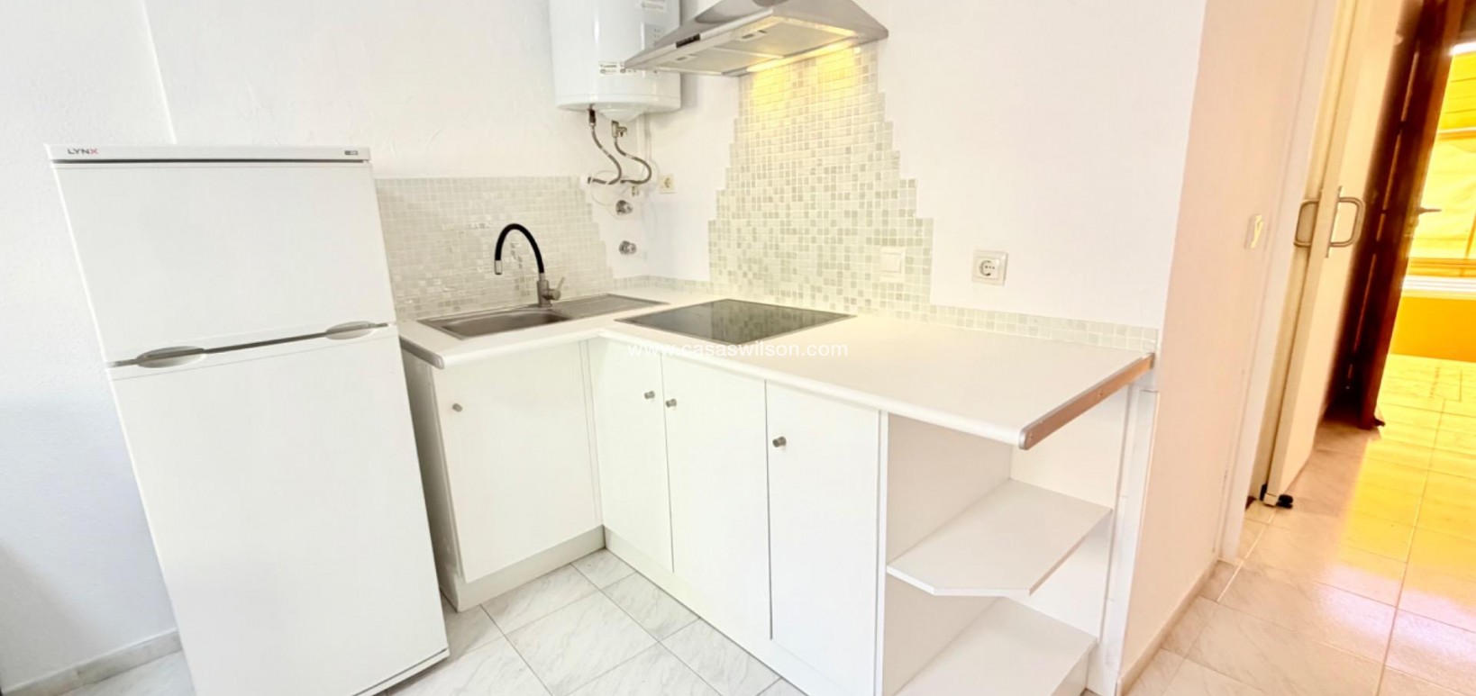 Venta - Apartamento - Torrevieja - La Mata pueblo