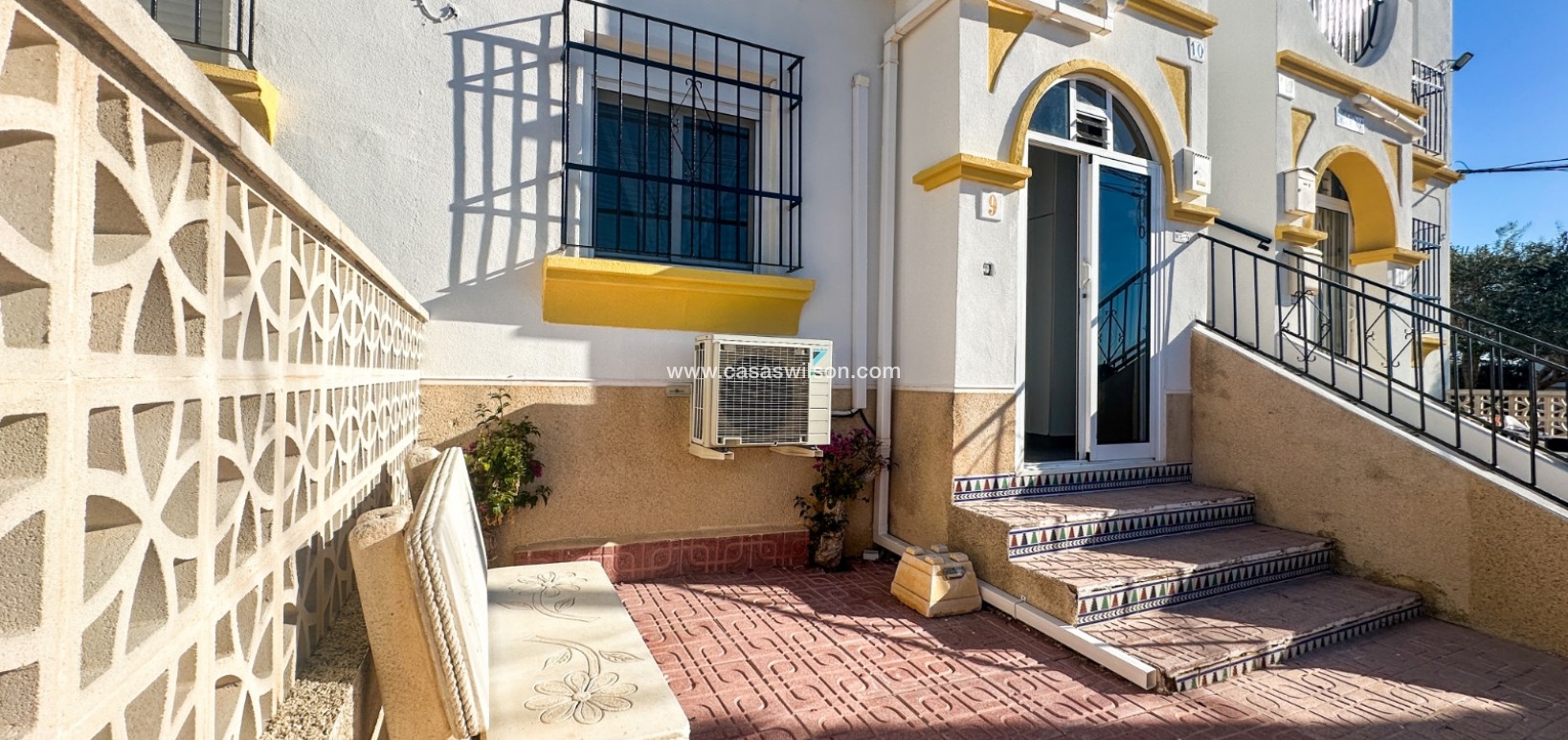 Sale - Apartment - Villamartin - Costa Blanca