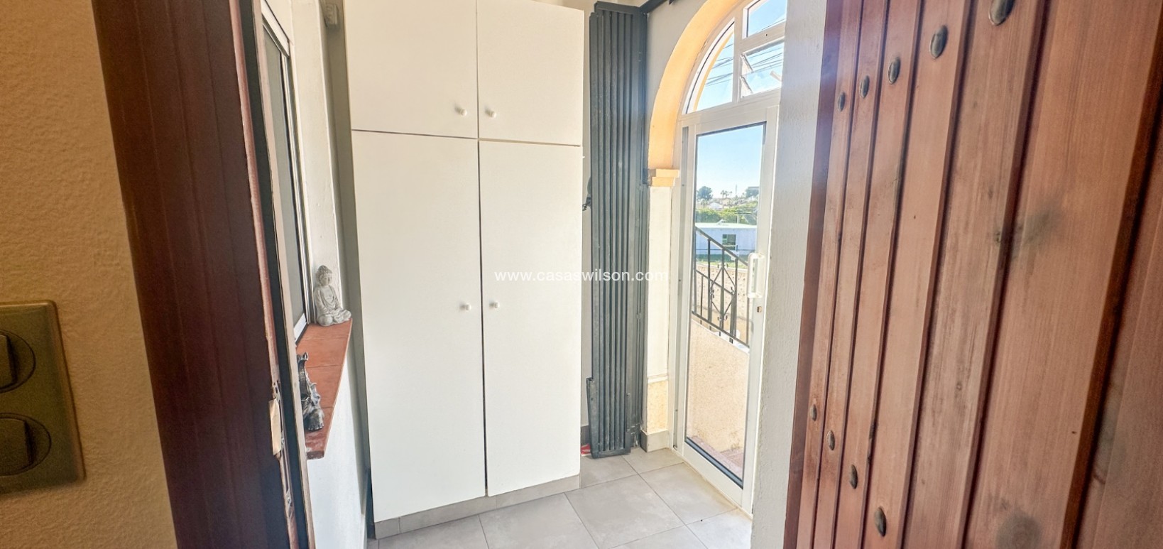 Sale - Apartment - Villamartin - Costa Blanca