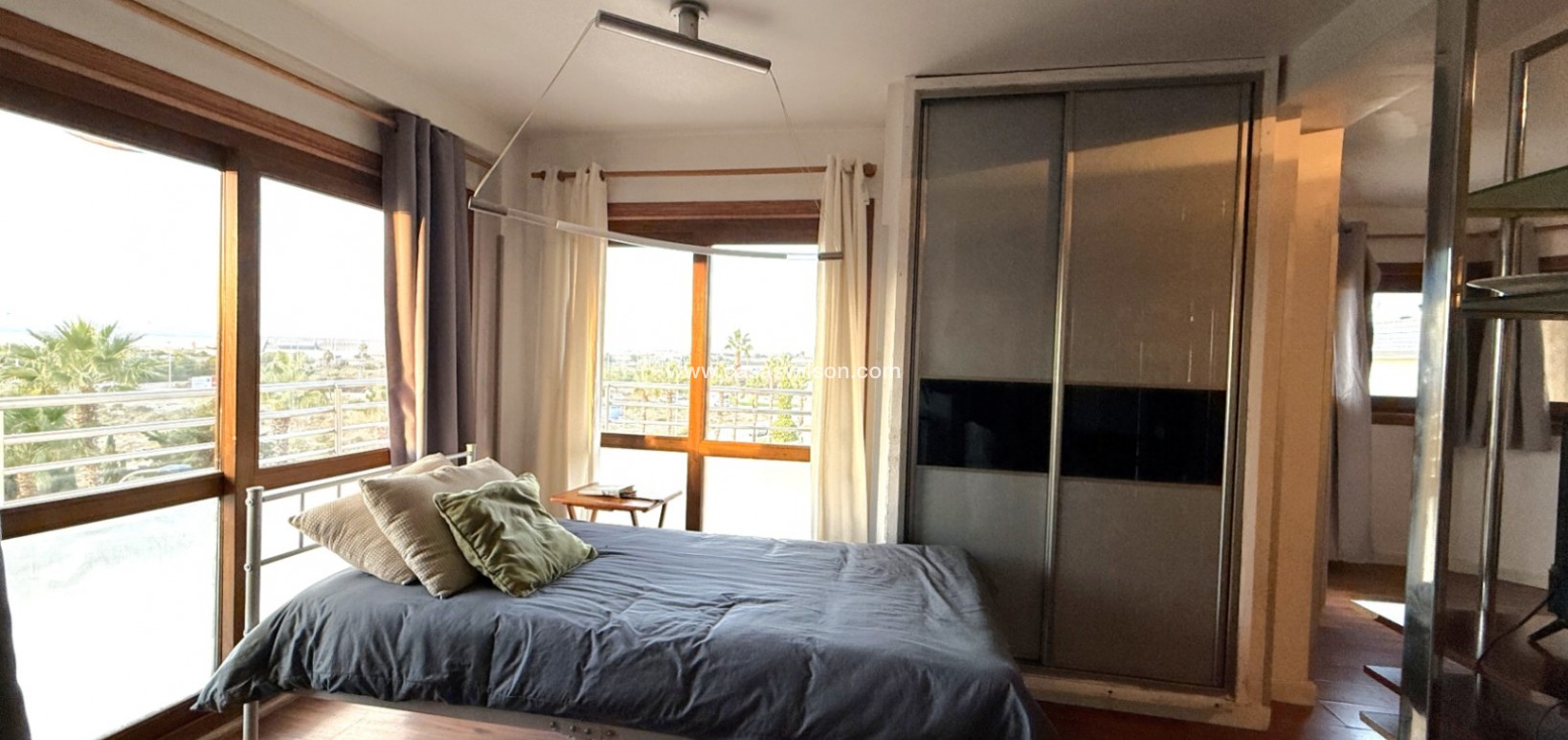 Sale - Apartment - Torrevieja - Costa Blanca