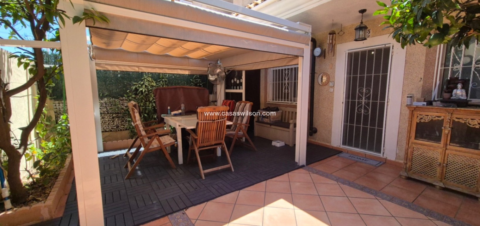 Sale - Townhouse - Torrevieja - Costa Blanca