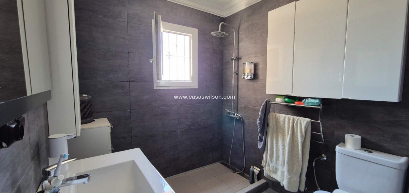 Sale - Townhouse - Torrevieja - Costa Blanca