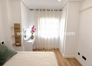 Sale - Appartement - Torrevieja - Costa Blanca
