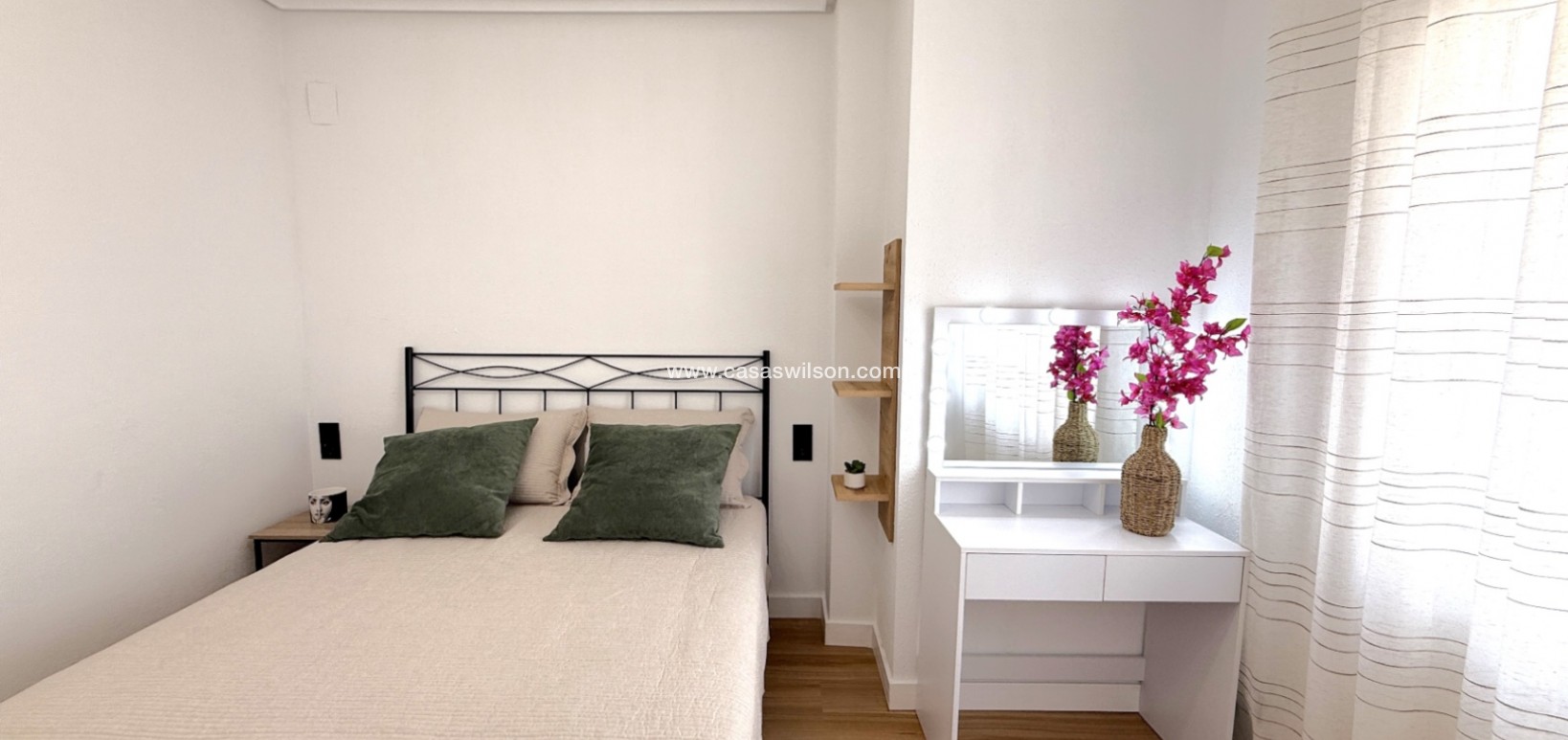 Sale - Appartement - Torrevieja - Costa Blanca