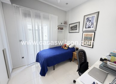 Bestaande bouw - Villa - Villamartin - Villamartín