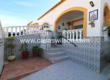 Sale - Bungalow - Torrevieja - El Limonar