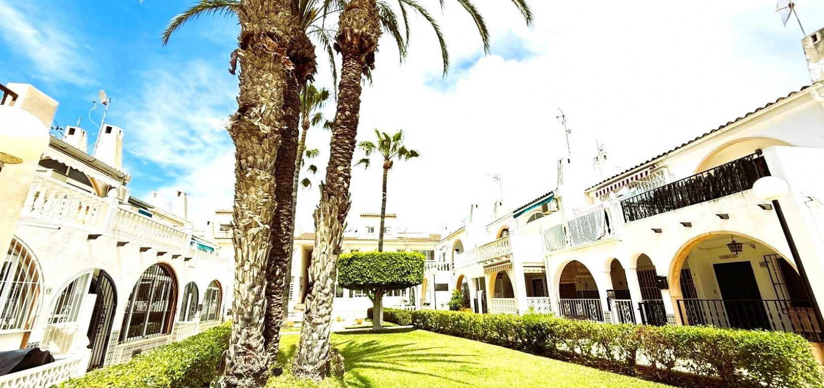 Sale - Townhouse - Torrevieja - El chaparral