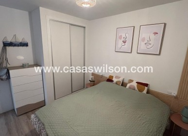 Sale - Appartement - Torrevieja - Centro