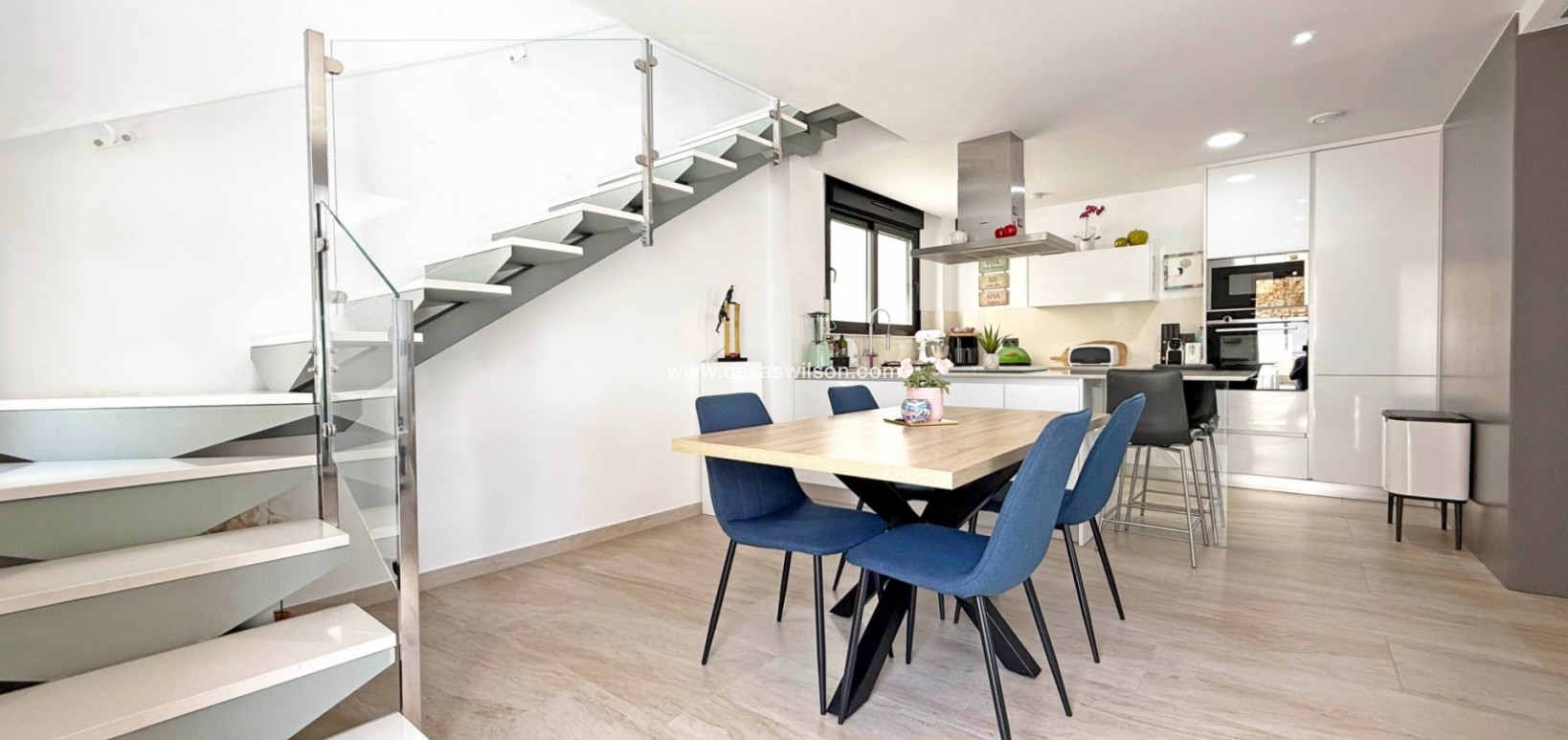 Sale - Villa - Orihuela Costa - Villamartín