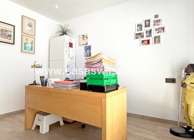 Sale - Villa - Orihuela Costa - Villamartín