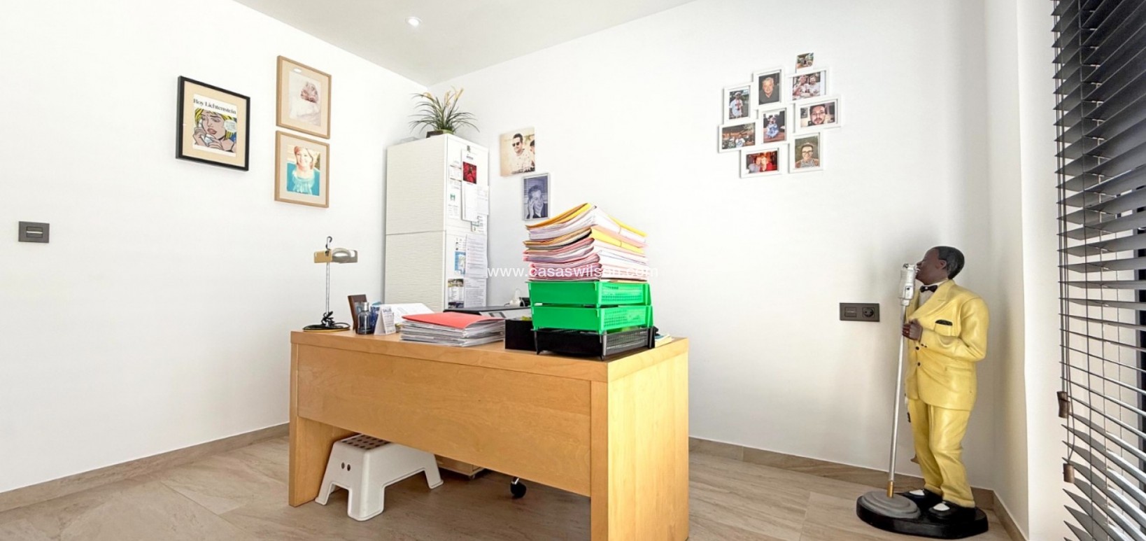 Sale - Villa - Orihuela Costa - Villamartín