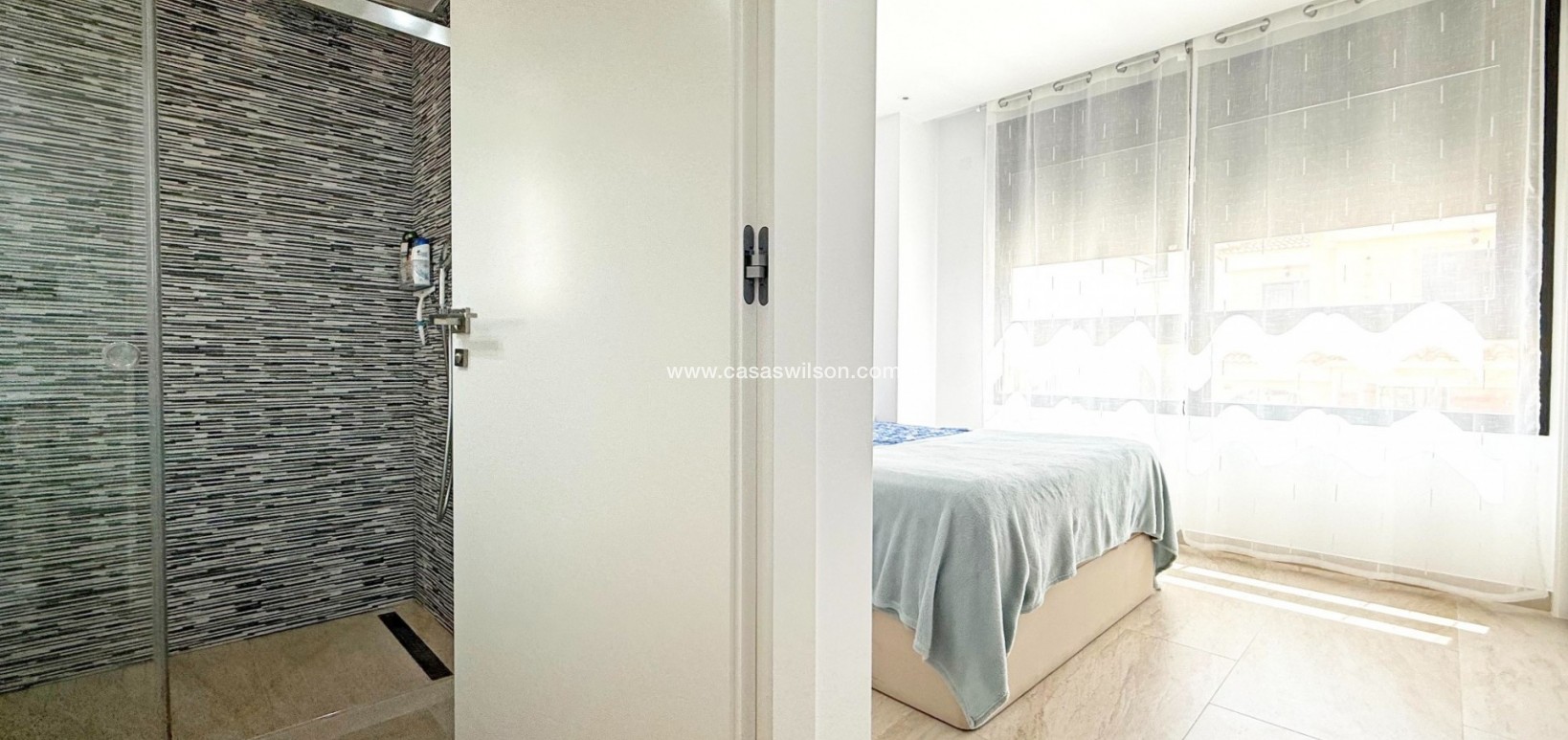 Sale - Villa - Orihuela Costa - Villamartín