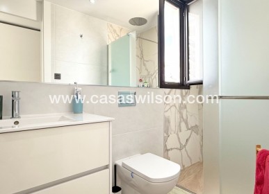 Sale - Villa - Orihuela Costa - Villamartín