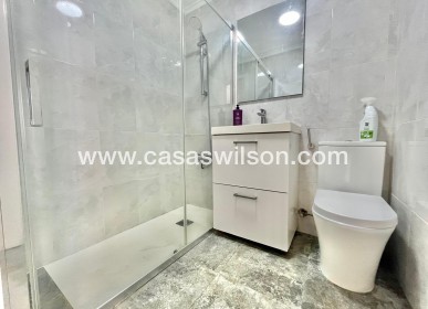 Sale - Bungalow - Torrevieja - La Siesta - El Salado - Torreta