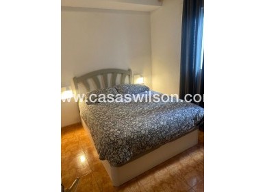 Sale - Apartment - Torrevieja - Centro