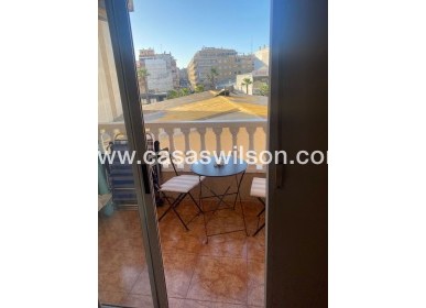 Sale - Apartment - Torrevieja - Centro