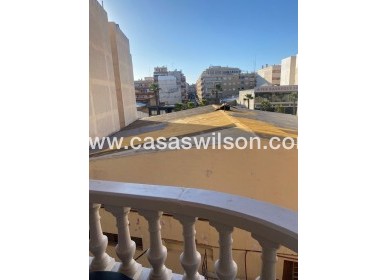 Sale - Apartment - Torrevieja - Centro
