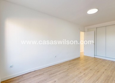 Sale - Bungalow - Orihuela Costa - Villamartín