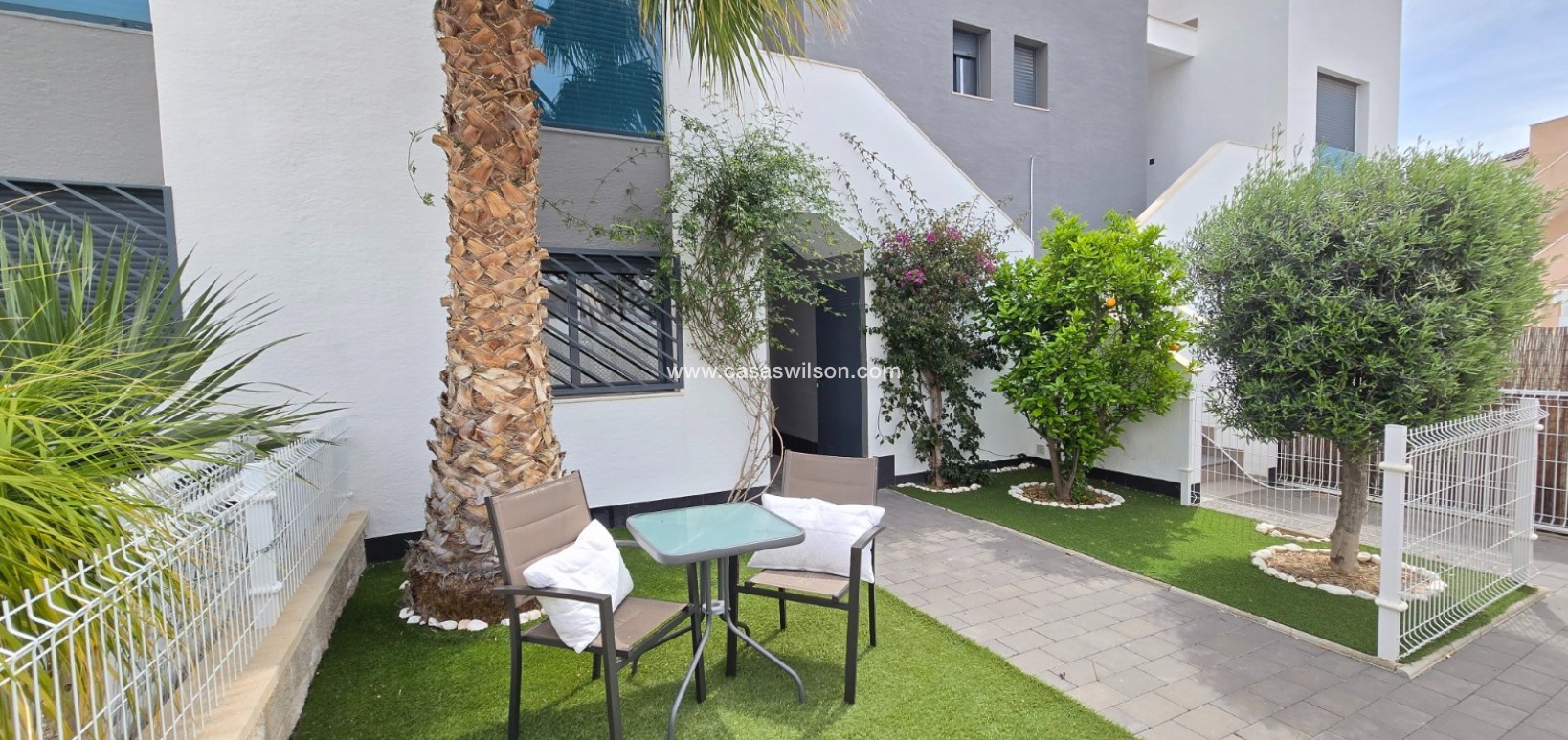 Sale - Apartment / Flat * - Orihuela Costa * - Punta Prima *