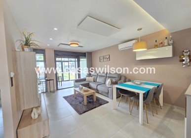 Sale - Apartment / Flat * - Orihuela Costa * - Punta Prima *