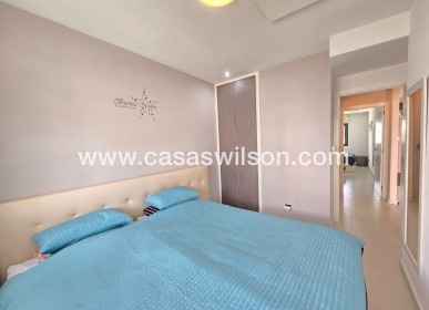 Sale - Apartment / Flat * - Orihuela Costa * - Punta Prima *