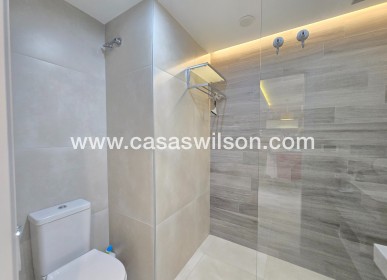 Sale - Apartment / Flat * - Orihuela Costa * - Punta Prima *