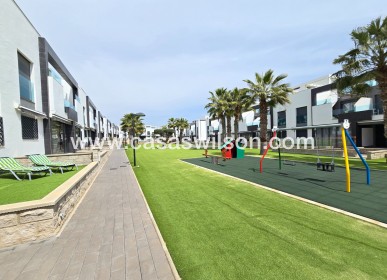 Sale - Apartment / Flat * - Orihuela Costa * - Punta Prima *