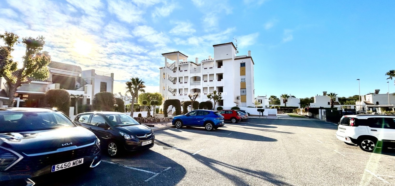 Sale - Apartment - Villamartin - Costa Blanca