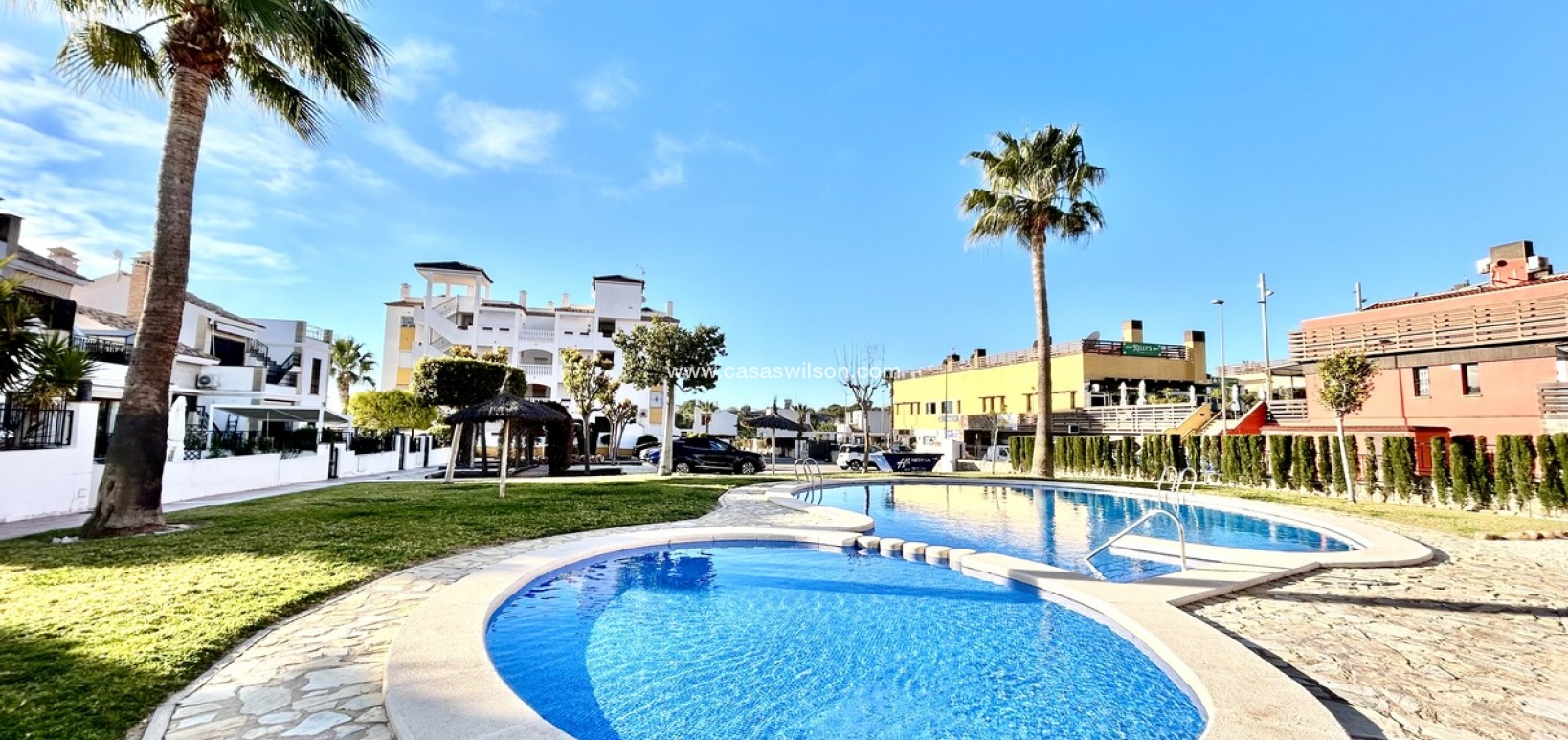 Sale - Apartment - Villamartin - Costa Blanca