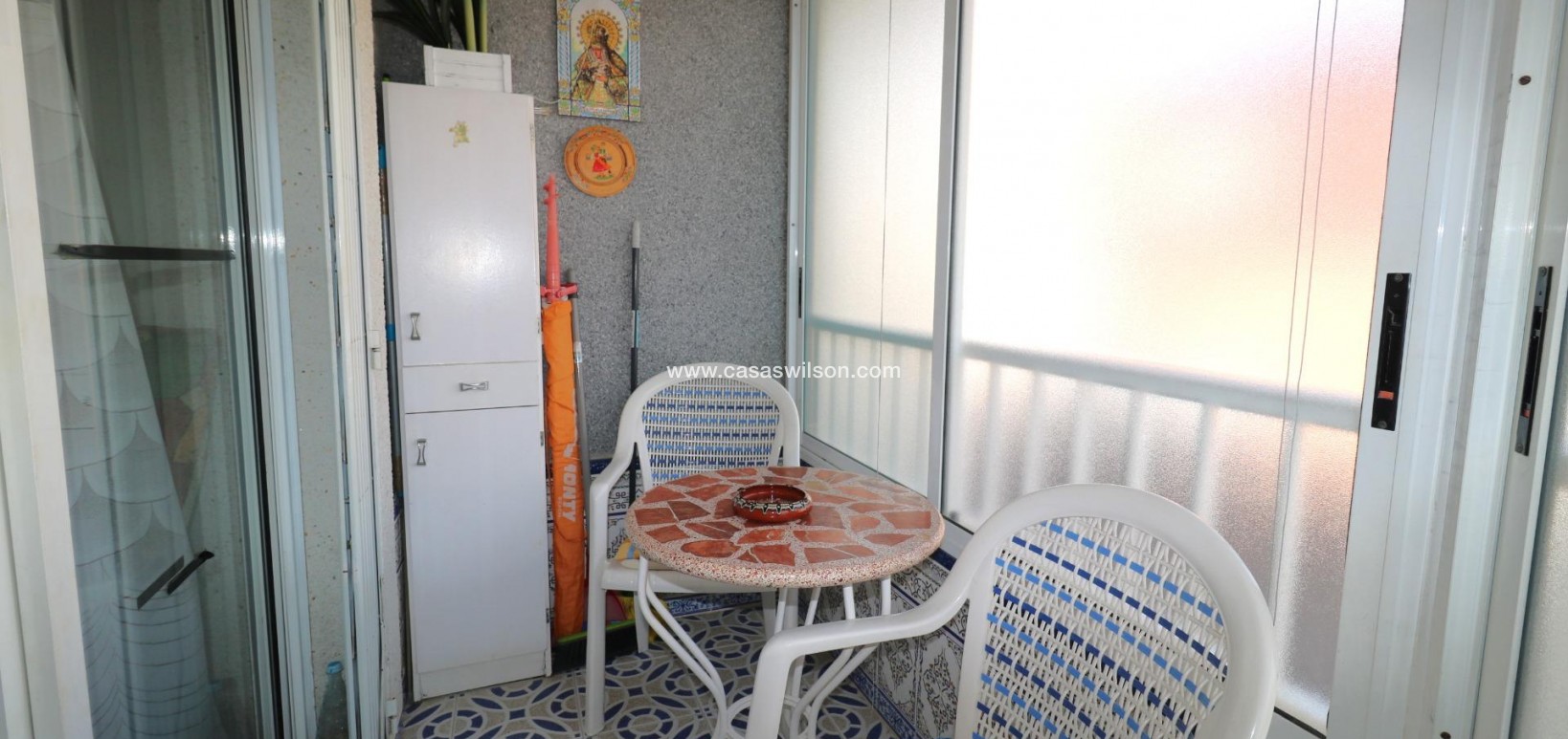 Sale - Apartment - Torrevieja - Playa de los Naufragos