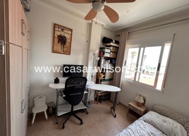 Sale - Apartment - Jacarilla