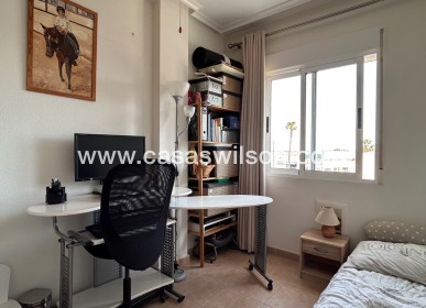 Sale - Apartment - Jacarilla