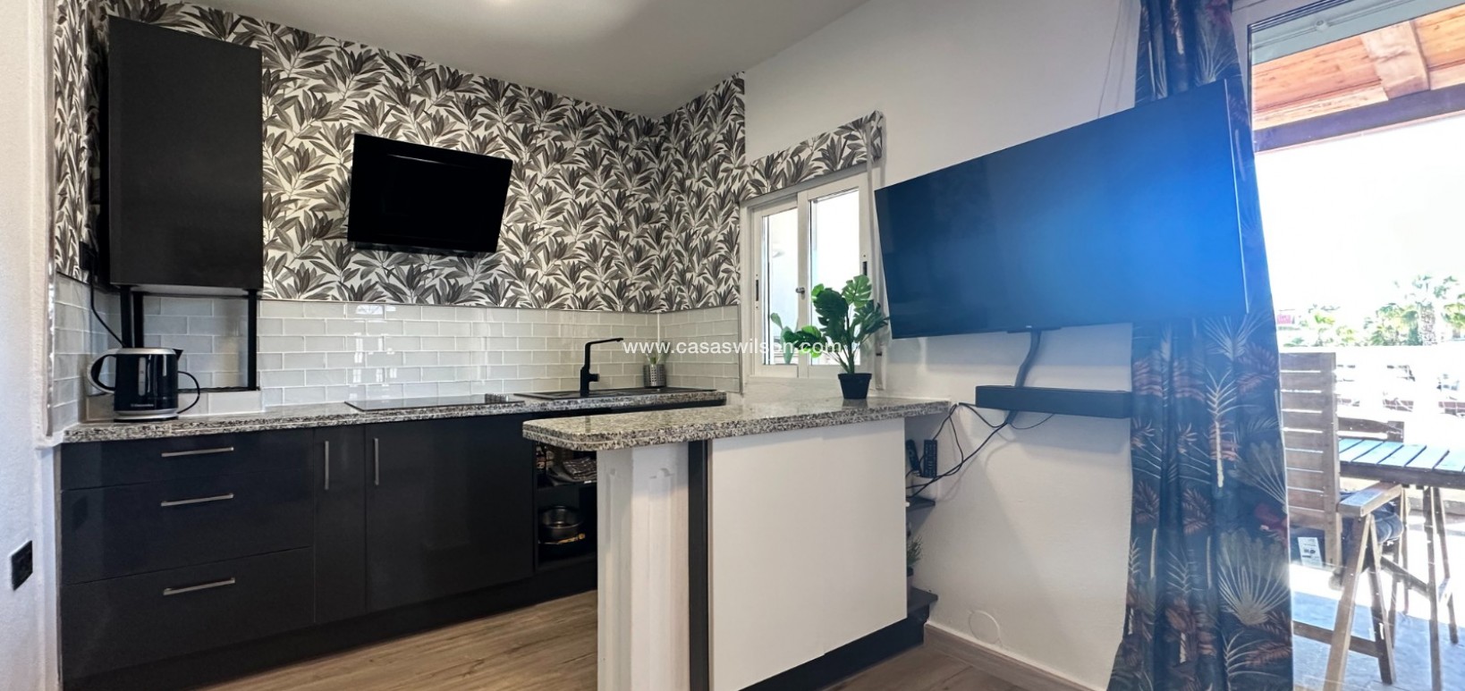 Sale - Bungalow - Orihuela Costa - Costa Blanca