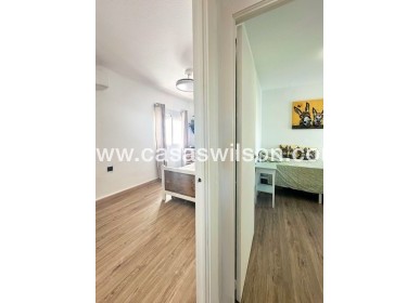 Sale - Bungalow - Orihuela Costa - Costa Blanca