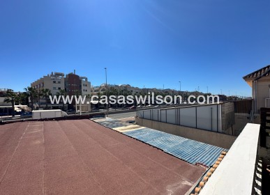 Sale - Bungalow - Orihuela Costa - Costa Blanca