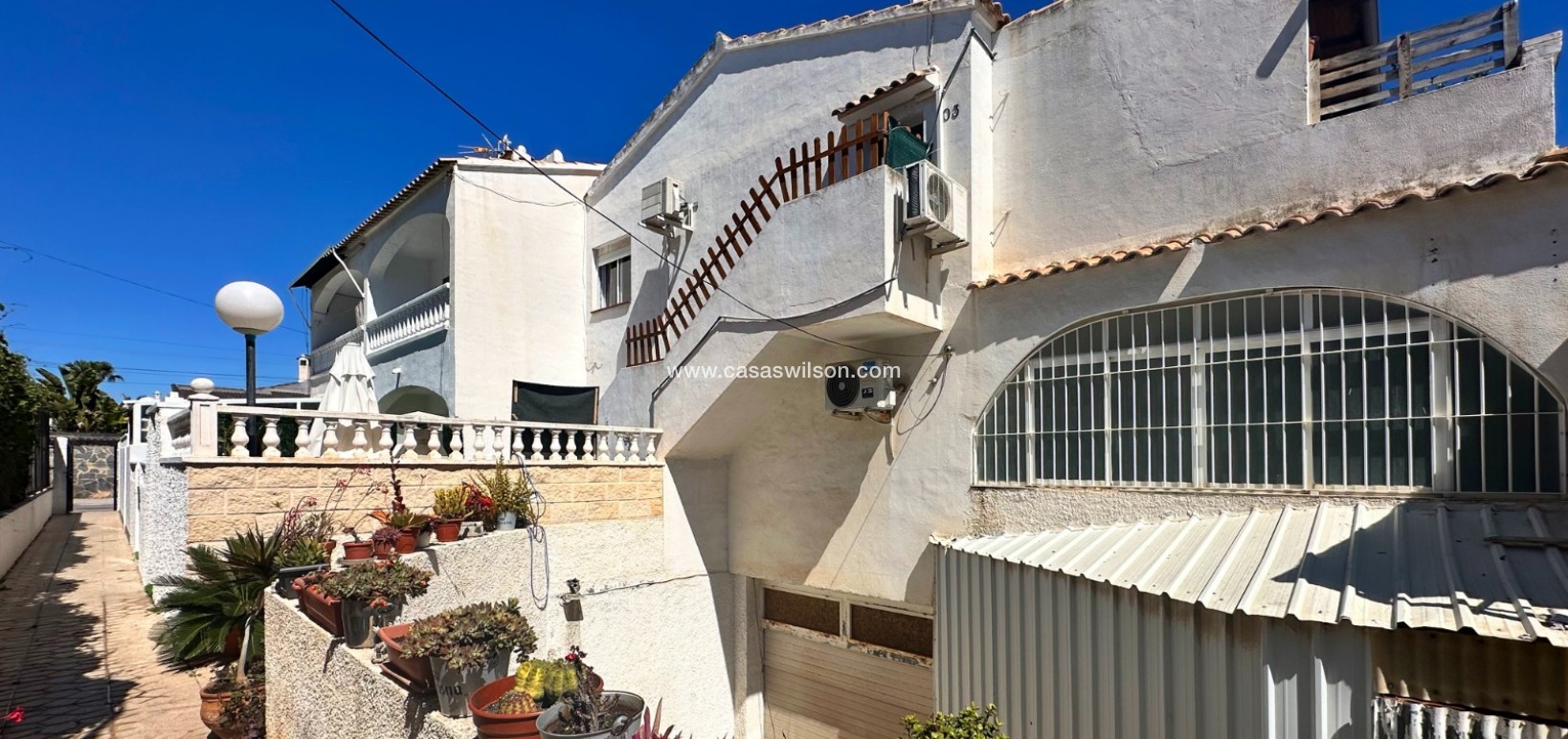 Sale - Bungalow - Orihuela Costa - Costa Blanca