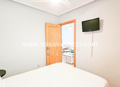 Sale - Apartment - Torrevieja - Centro