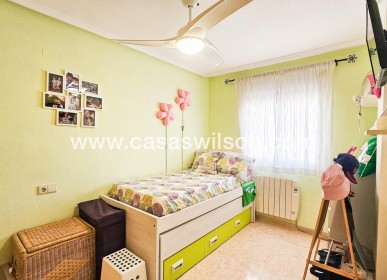 Sale - Apartment - Torrevieja - Centro